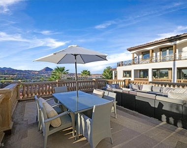 8 Rue Mediterra Drive - Photo Thumbnail 94