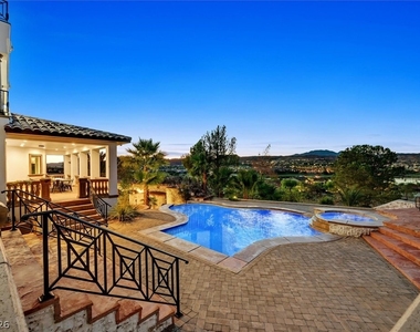 8 Rue Mediterra Drive - Photo Thumbnail 84