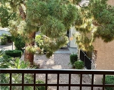 5044 River Glen Drive - Photo Thumbnail 22