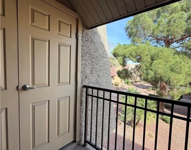 5044 River Glen Drive - Photo Thumbnail 19