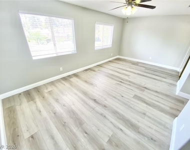 5388 Runningbrook Road - Photo Thumbnail 8