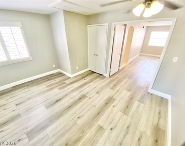 5388 Runningbrook Road - Photo Thumbnail 9
