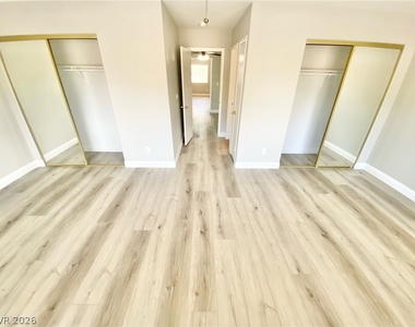 5388 Runningbrook Road - Photo Thumbnail 5