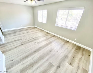 5388 Runningbrook Road - Photo Thumbnail 7