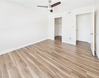 8600 W Charleston Boulevard - Photo Thumbnail 14
