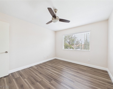 8600 W Charleston Boulevard - Photo Thumbnail 17