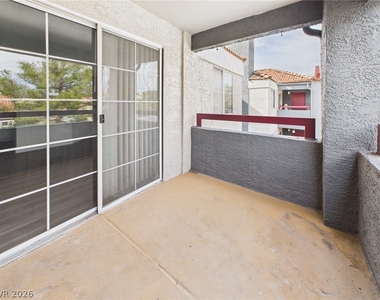 8600 W Charleston Boulevard - Photo Thumbnail 25