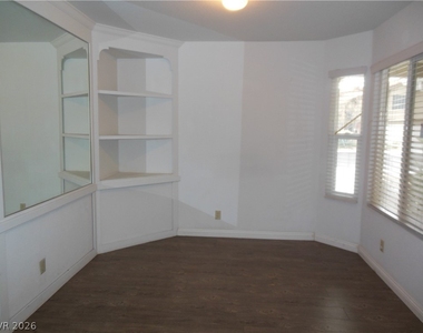 7532 Parnell Avenue - Photo Thumbnail 4