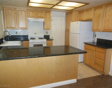 7532 Parnell Avenue - Photo Thumbnail 5
