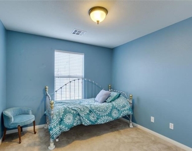10725 Pearl River Avenue - Photo Thumbnail 13