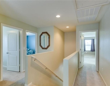 10725 Pearl River Avenue - Photo Thumbnail 10