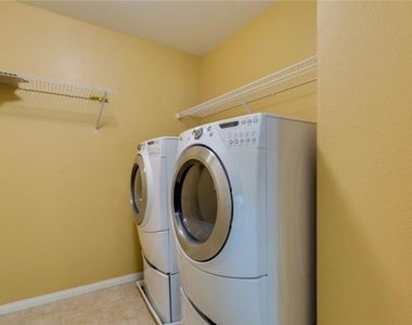 10725 Pearl River Avenue - Photo Thumbnail 15
