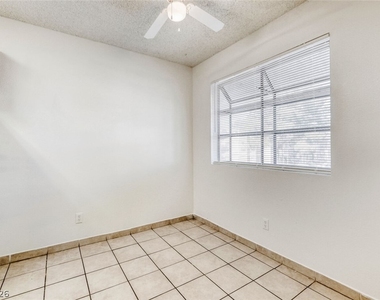 4651 Amberleigh Lane - Photo Thumbnail 3