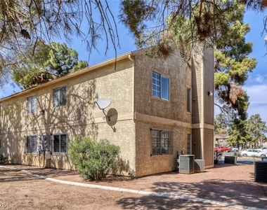 4651 Amberleigh Lane - Photo Thumbnail 16