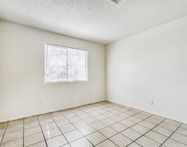 4651 Amberleigh Lane - Photo Thumbnail 10