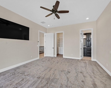 5790 Aspen Falls Circle - Photo Thumbnail 35