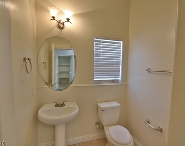 6555 Bucking Horse Lane - Photo Thumbnail 15