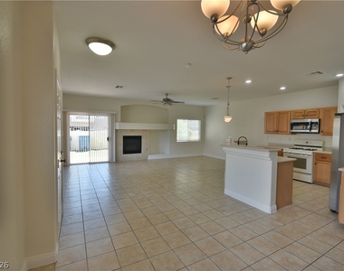 6555 Bucking Horse Lane - Photo Thumbnail 2