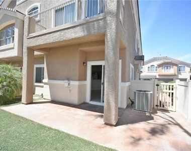 6555 Bucking Horse Lane - Photo Thumbnail 33