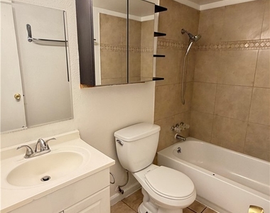 3356 Sylvia Street - Photo Thumbnail 10