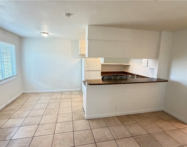 3356 Sylvia Street - Photo Thumbnail 2