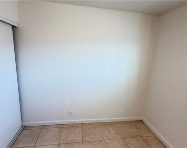3356 Sylvia Street - Photo Thumbnail 13