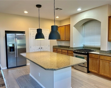 6754 Bel Canto Court - Photo Thumbnail 4
