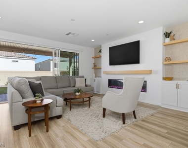 8756 Principato Street - Photo Thumbnail 11
