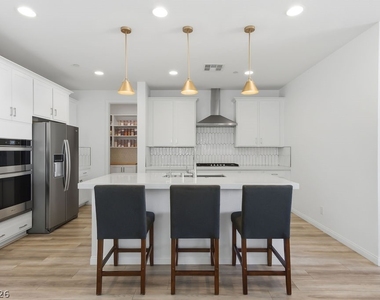 8756 Principato Street - Photo Thumbnail 4