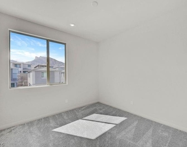 1550 Rock Kestrel Street - Photo Thumbnail 8
