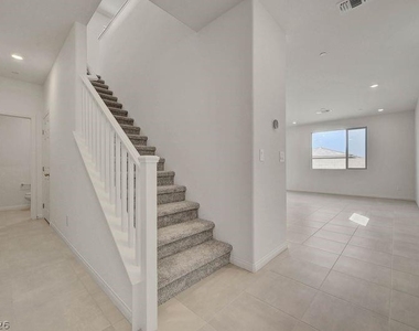 1550 Rock Kestrel Street - Photo Thumbnail 14