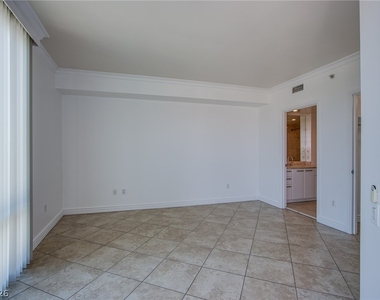 322 Karen Avenue - Photo Thumbnail 3