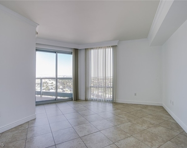 322 Karen Avenue - Photo Thumbnail 14