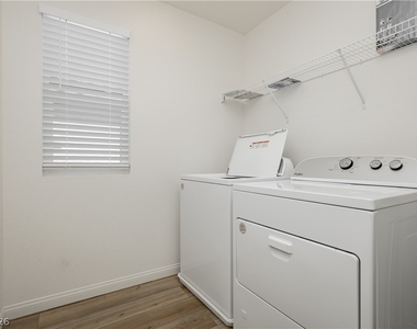 9108 Vesey Avenue - Photo Thumbnail 19