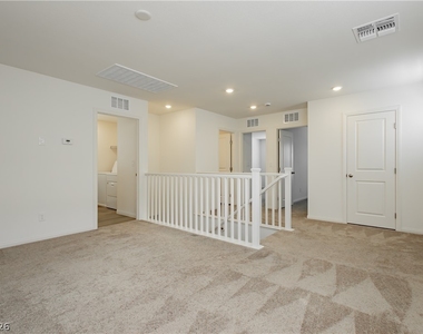 9108 Vesey Avenue - Photo Thumbnail 13
