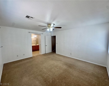 9538 Cherrydale Court - Photo Thumbnail 10