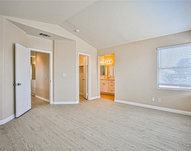 4485 Ruenda Court - Photo Thumbnail 13