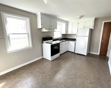 2431 Westside (down) Drive - Photo Thumbnail 5