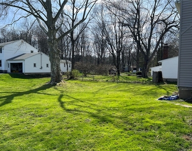 2431 Westside (down) Drive - Photo Thumbnail 17