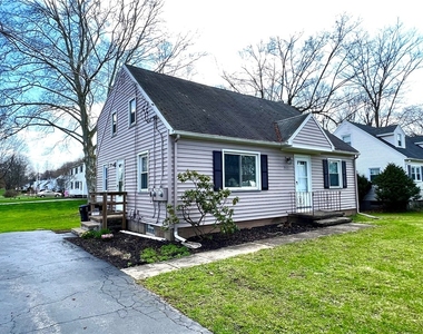 2431 Westside (down) Drive - Photo Thumbnail 1