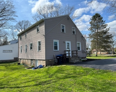 2431 Westside (down) Drive - Photo Thumbnail 16