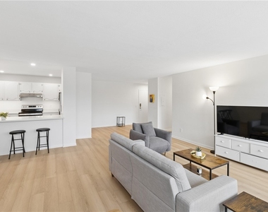 1400 East Avenue - Photo Thumbnail 6