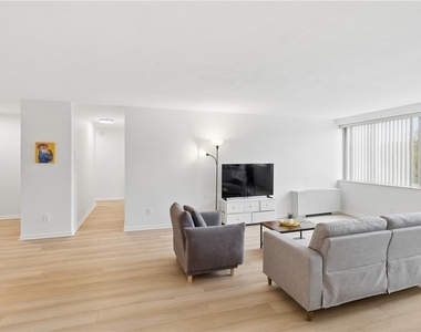 1400 East Avenue - Photo Thumbnail 7