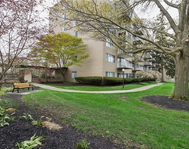 1400 East Avenue - Photo Thumbnail 22