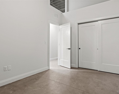 1786 Main Street - Photo Thumbnail 10