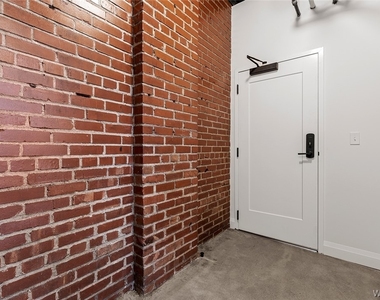 1786 Main Street - Photo Thumbnail 8