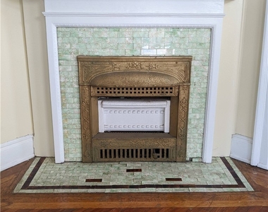 552 Potomac Avenue - Photo Thumbnail 5