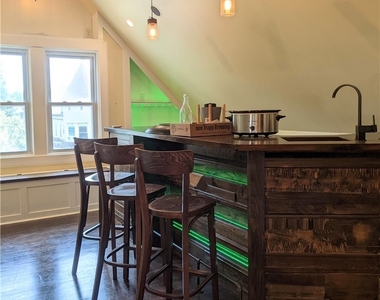 552 Potomac Avenue - Photo Thumbnail 26