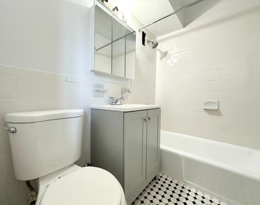 111 North Third Ave - Photo Thumbnail 3