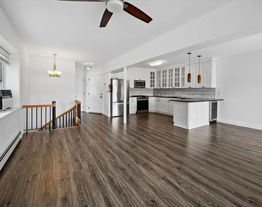 727 Warburton Ave - Photo Thumbnail 9
